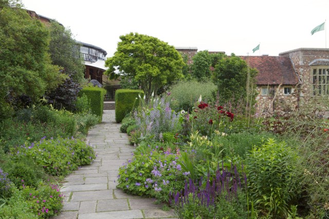 terrace (3412)_photographer Howard Sooley